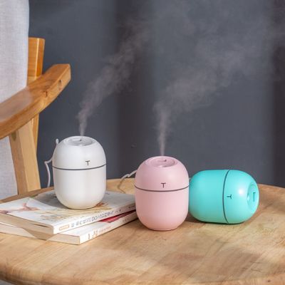 Ultraschall 250 ml Mini-Flüssigkeitsbefeuchter Aromaöl Diffuser mit bunten Nachtlicht 100g