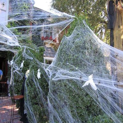 Polyester Spinnwebe Baumwollfaden Geisterhausdekoration für Halloween-Party-Requisiten