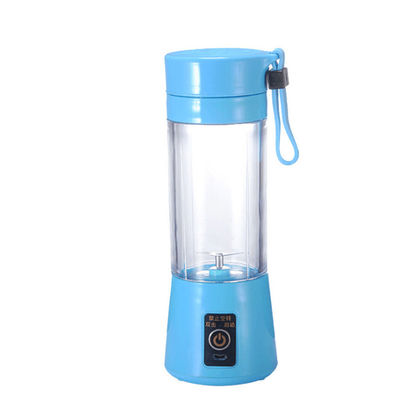 Kompakter 380 ml tragbarer Mini-Elektro-Saftsafter-Blender für das Mischen von Früchten in der Hausküche