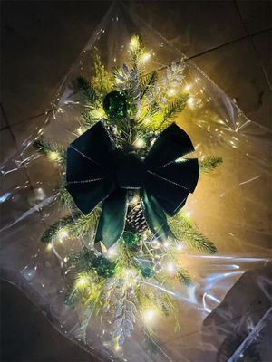 Plüsch Stoff und Kunststoff Tür Hängen Rattan Krans für Hotel Weihnachtsdekoration