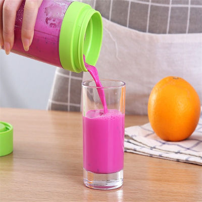 USB-Wiederaufladbarer elektrischer persönlicher Mini-Blender für nachhaltiges und tragbares Entsaften